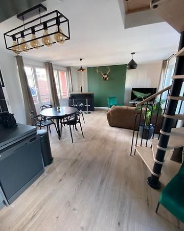 Апартаменти Duplex Proche Gare Vue Tour Perret Avec Parking Gratuit Ам'єн Екстер'єр фото